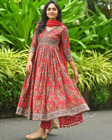 PRINTED COTTON FULL FLAIRED ANARKALI KURTI ,PANT WITH DUPATTA SET FOR WOMEN