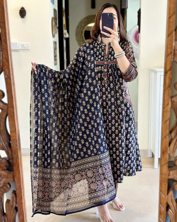 Women's Hand work Jaipur  Print Cotton Anarkali Kurta with Two Side Pocket , pant and dupatta Set Traditional Indian Ethnic Wear